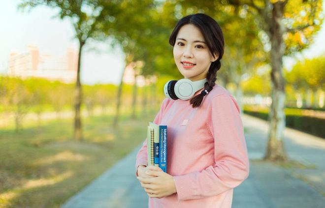 我的大学女友刘晴，青春时光的记忆